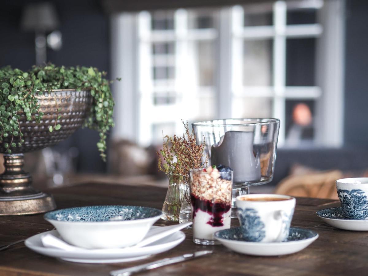 Danebu Kongsgaard Hotel Aurdal Bagian luar foto